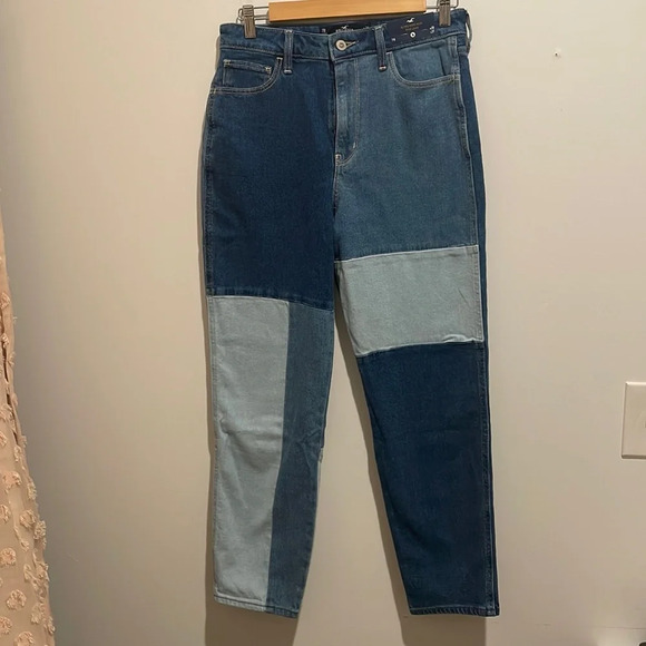 NWT Hollister Ultra Highrise Mom Patchwork Jeans - Picture 1 of 4